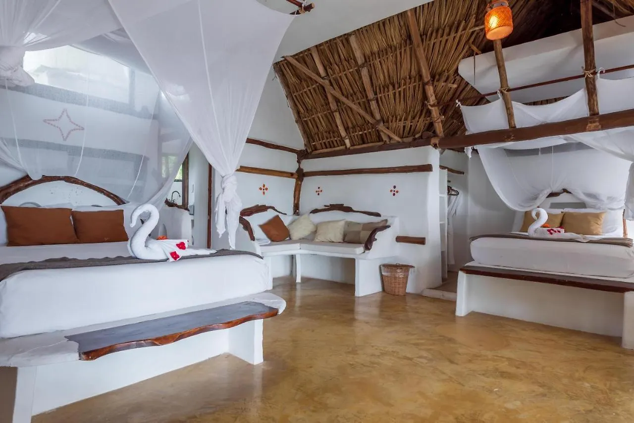 Casa Aakbal - Luxury Beach Front Villa Tulum Mexico